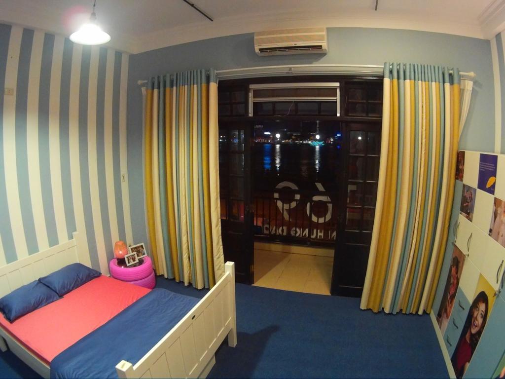 Barney'S Danang Backpackers Hostel Esterno foto