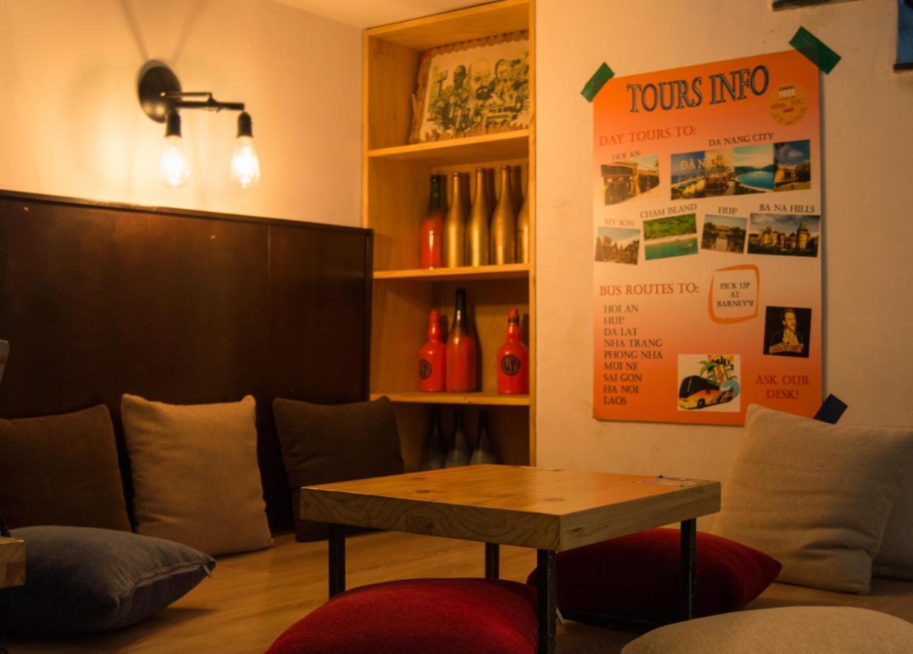 Barney'S Danang Backpackers Hostel Esterno foto