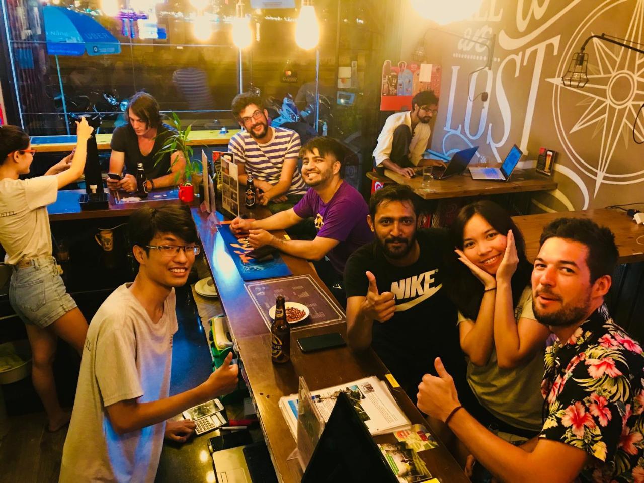 Barney'S Danang Backpackers Hostel Esterno foto