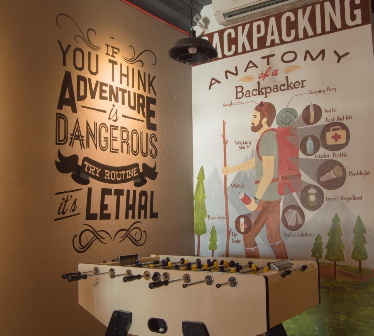 Barney'S Danang Backpackers Hostel Esterno foto
